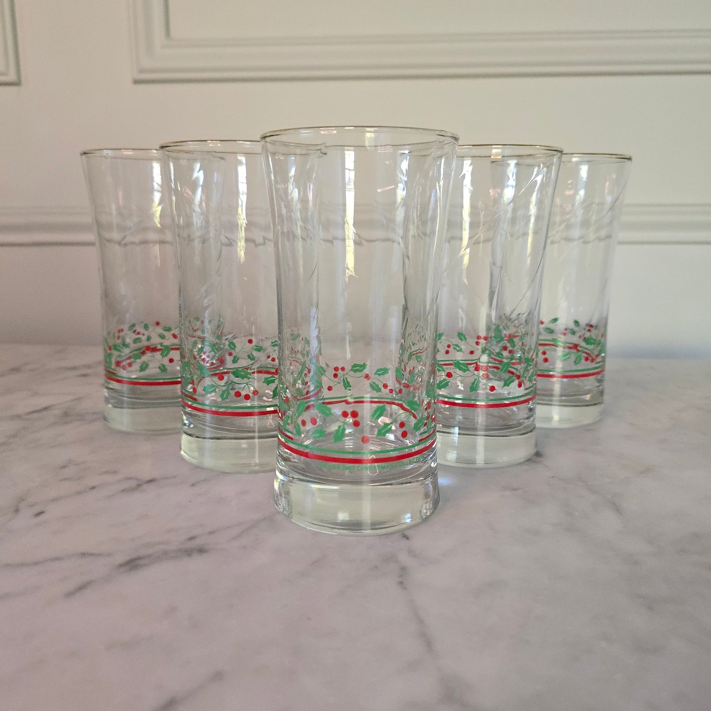 Set of 5 - Vintage Holiday Glasses