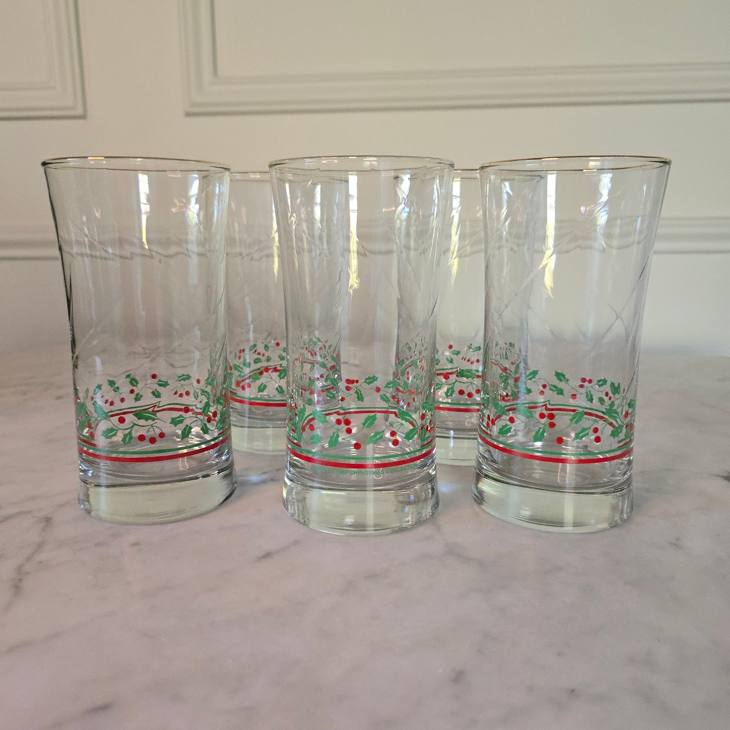 Set of 5 - Vintage Holiday Glasses