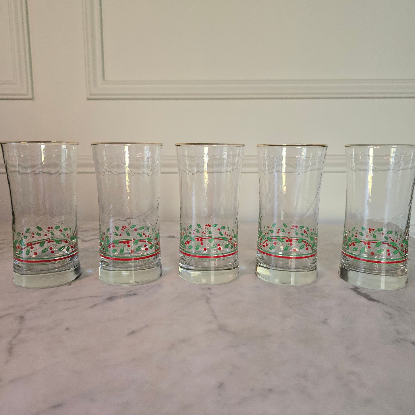 Set of 5 - Vintage Holiday Glasses