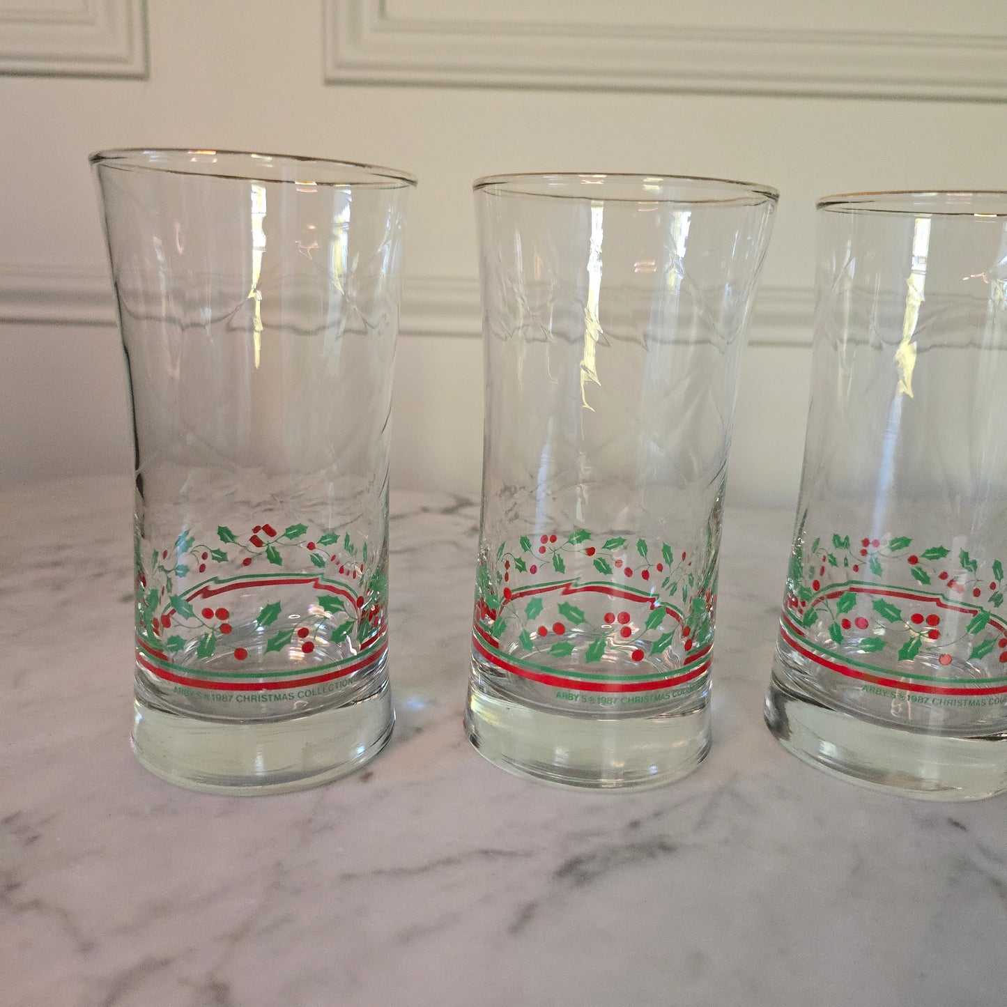 Set of 5 - Vintage Holiday Glasses