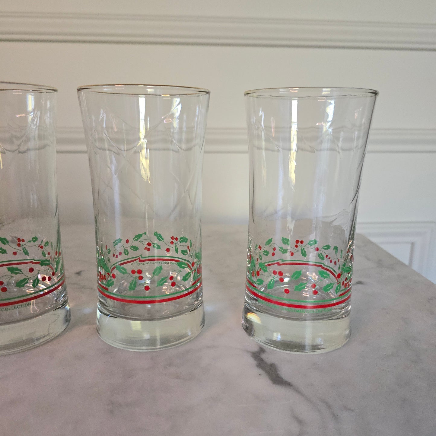 Set of 5 - Vintage Holiday Glasses