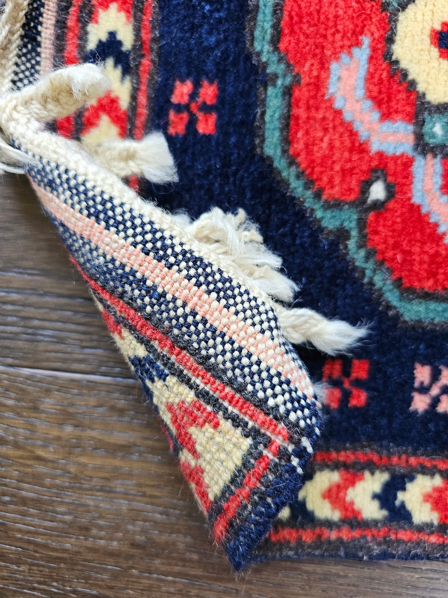 Vintage Small Rug - 1.3' x 1.6'